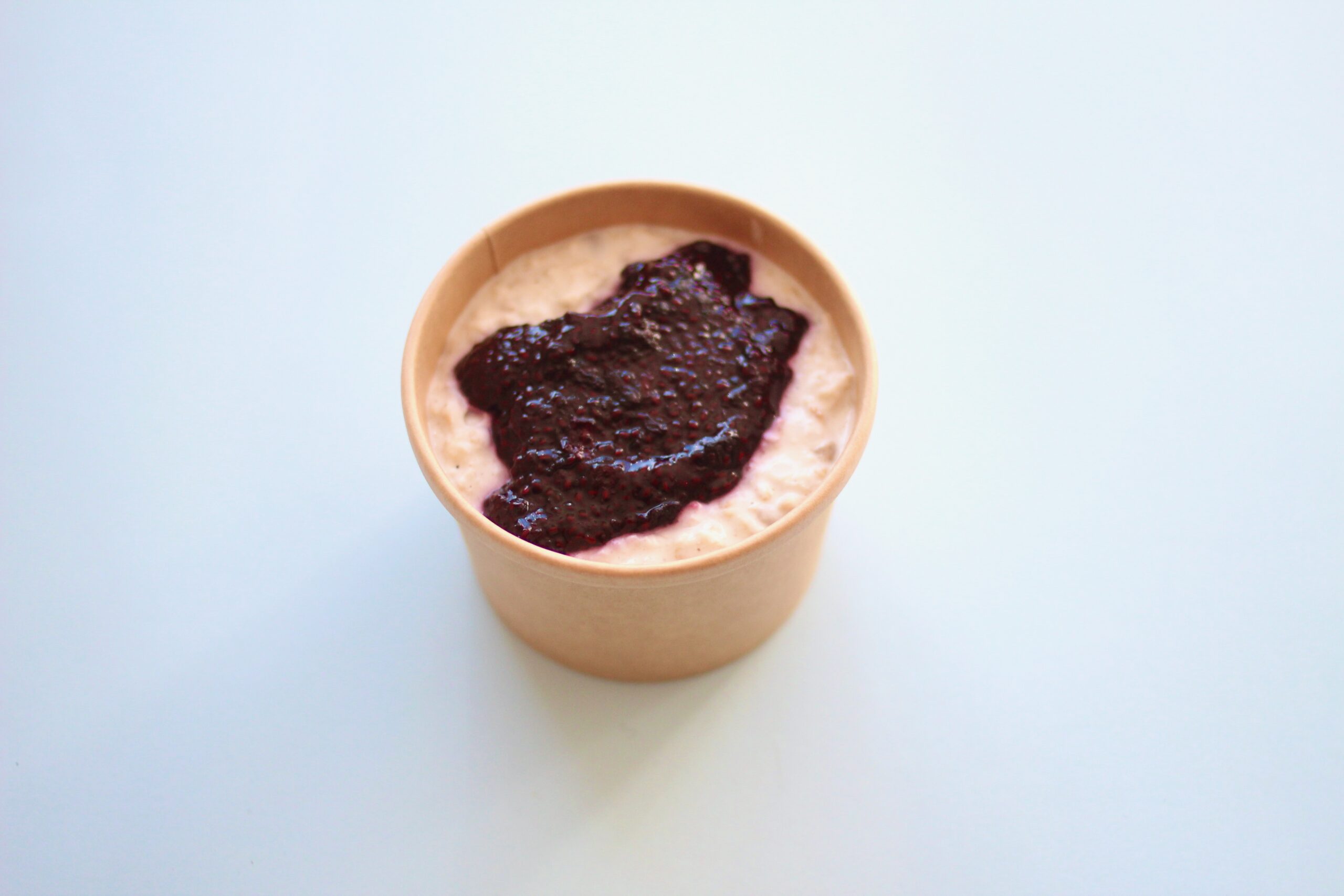 Kjøleskapsgrøt med blåbær